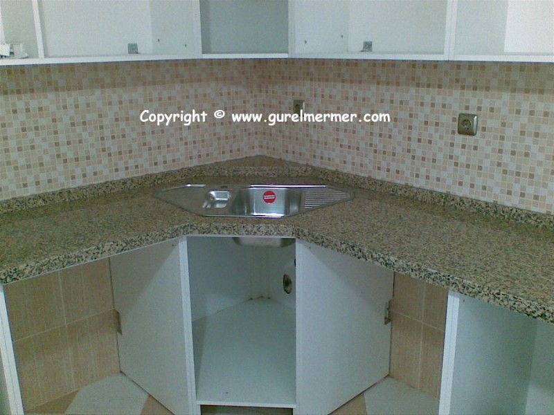 Criystal Yellow